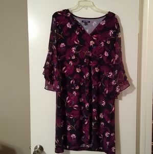 Roz &Ali Knee Length Dress